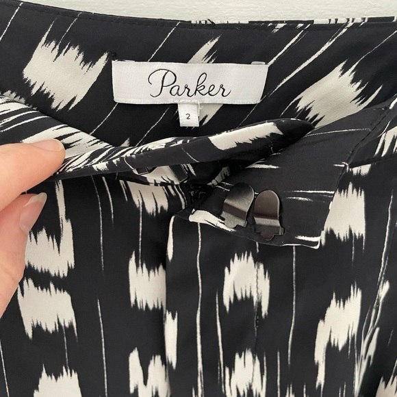 Parker Devlin Pants in Striga - Picture 6 of 9